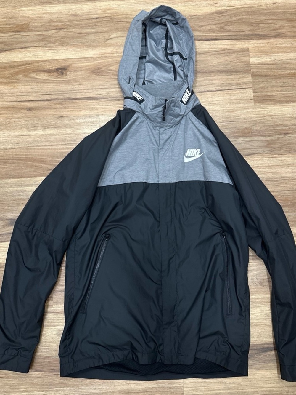 Nike Black & Gray Hooded Windbreaker Jacket